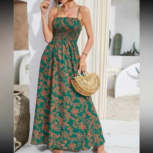 Boho Floral Print Smocked Bodice Cami Maxi Dress Green - Picture 5 of 6